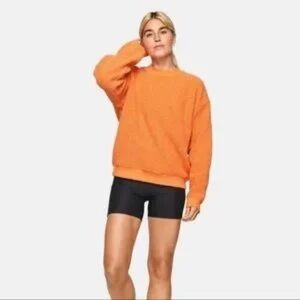Outdoor Voices Women’s Megafleece Crewneck Wool Swestshirt Papaya Gorpcore Cozy